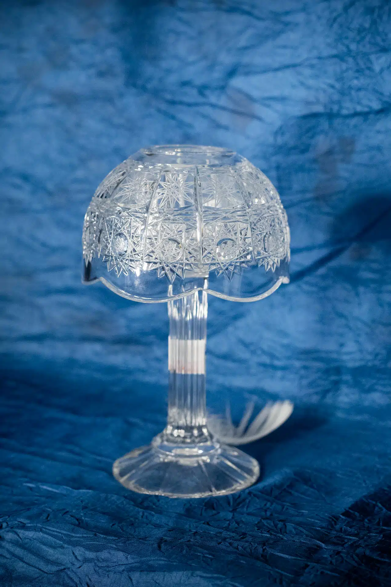 Krištálový brúsený svietnik na sviečku 30 cm