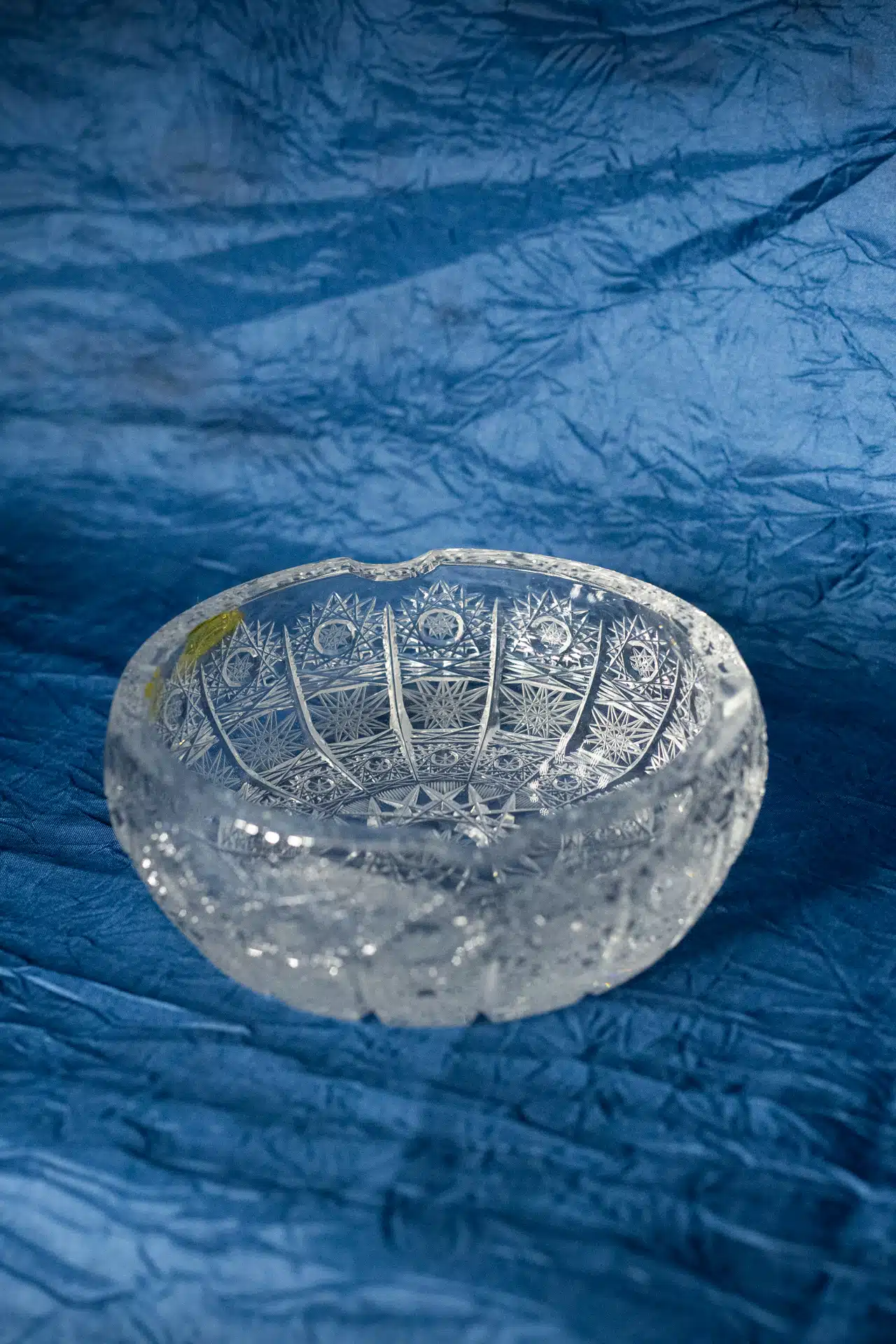 Krištálový brúsený popolník 14 cm