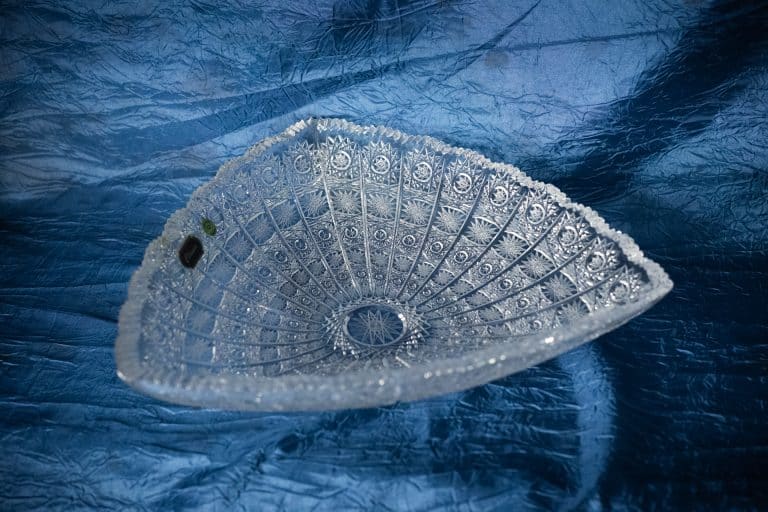 Vágott kristálytál 35 cm