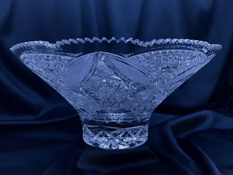 Vágott kristálytál 29,5 cm