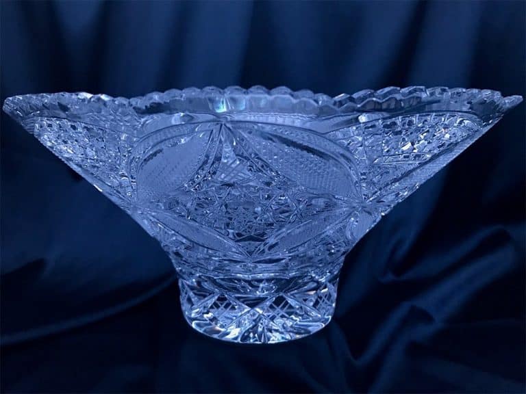Vágott kristálytál 33 cm