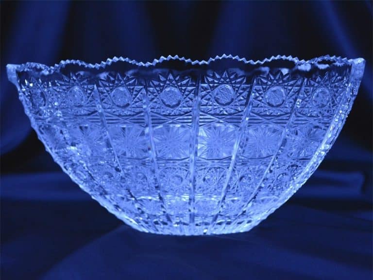 Vágott kristálytál 25 cm