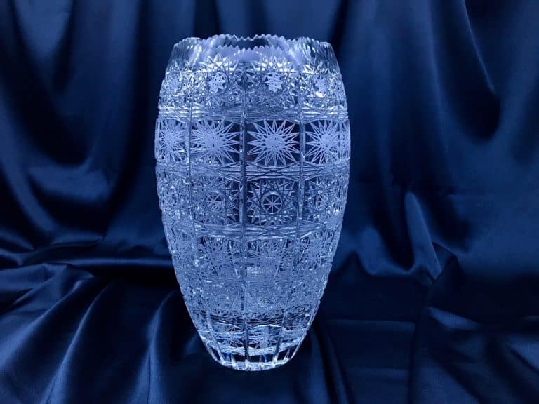 Vágott kristályváza 25,5 cm