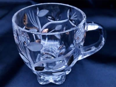 Krištálová brúsená šálka 150 ml ručná maľba zlatom