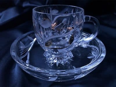 Krištálová brúsená šálka 150 ml ručná maľba zlatom