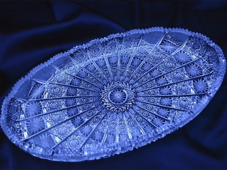 Kristálycsiszolású alátét 29,5 cm