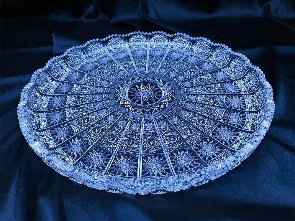 Krištálový brúsený tanier 28 cm