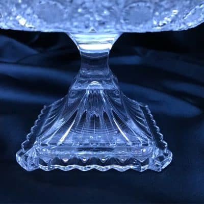 Krištálový brúsený tanier na podstavci 14,5 cm