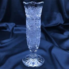 Vágott kristályváza 15 cm