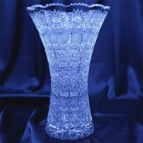 Vágott kristályváza 25 cm
