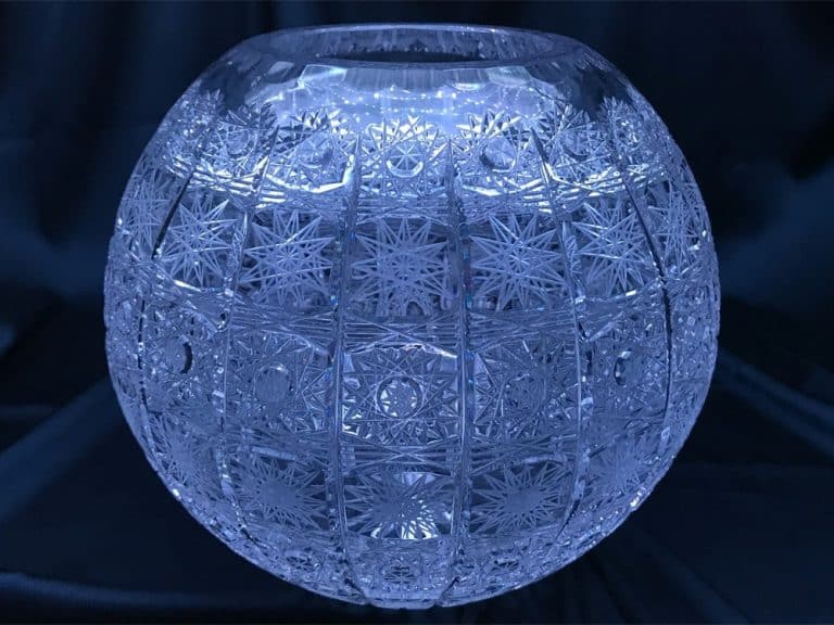 Vágott kristályváza 22 cm