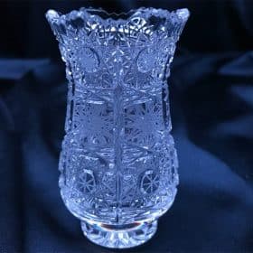 Vágott kristályváza 8,5 cm