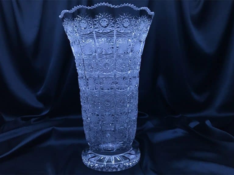 Vágott kristályváza 30 cm