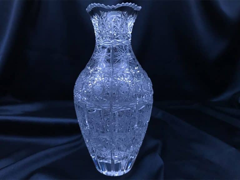 Vágott kristályváza 20 cm