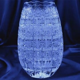 Vágott kristályváza 25,5 cm