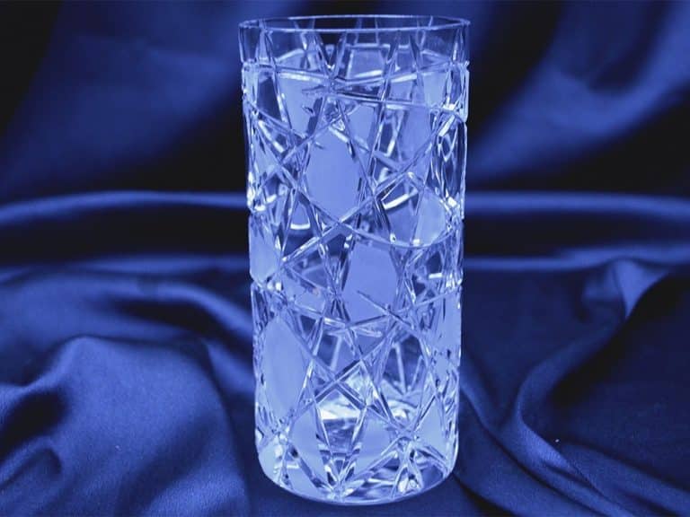 Vágott kristályváza 15 cm