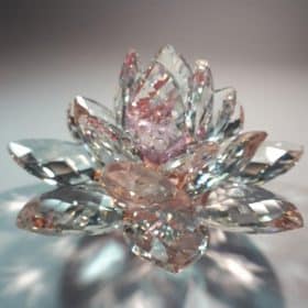Rózsaszín kristály lótuszvirág 15 cm