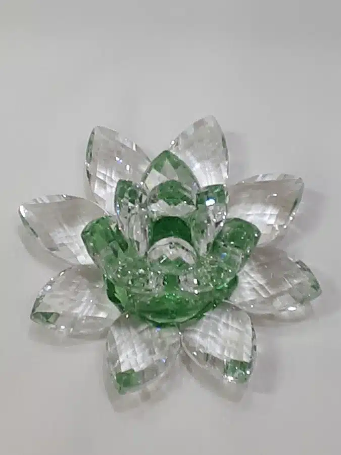 Krištálový brúsený lotosový kvet zelený 11 cm