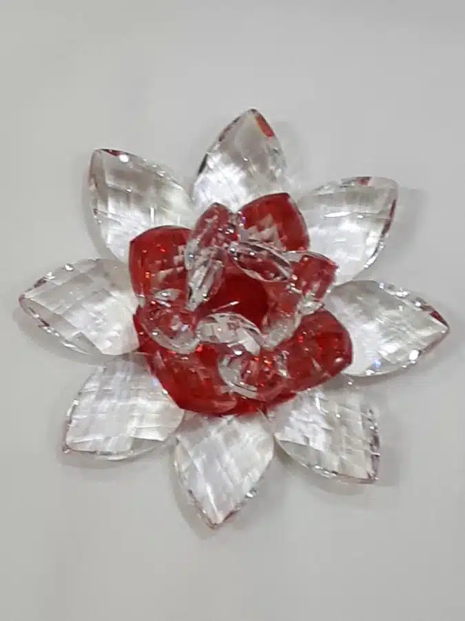 Krištálový brúsený lotosový kvet červený 11 cm