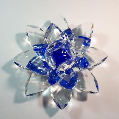 Krištálový brúsený lotosový kvet modrý 15 cm