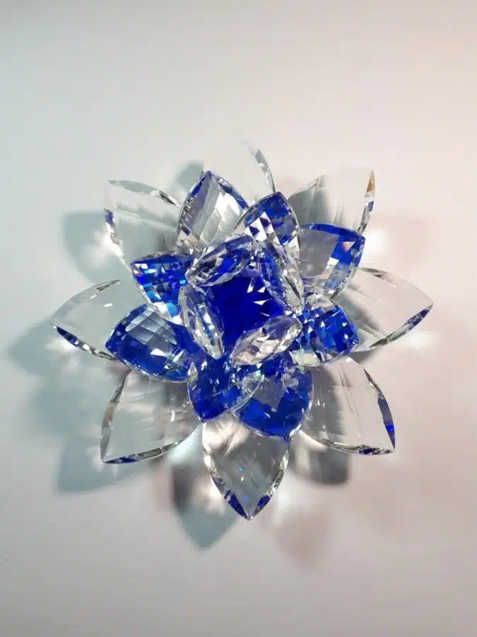 Krištálový brúsený lotosový kvet modrý 15 cm