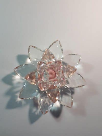 Krištálový brúsený lotosový kvet ružový 11 cm
