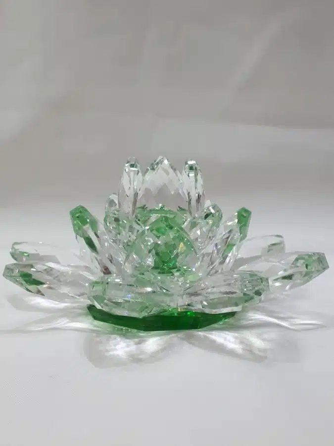 Krištálový brúsený lotosový kvet zelený 11 cm