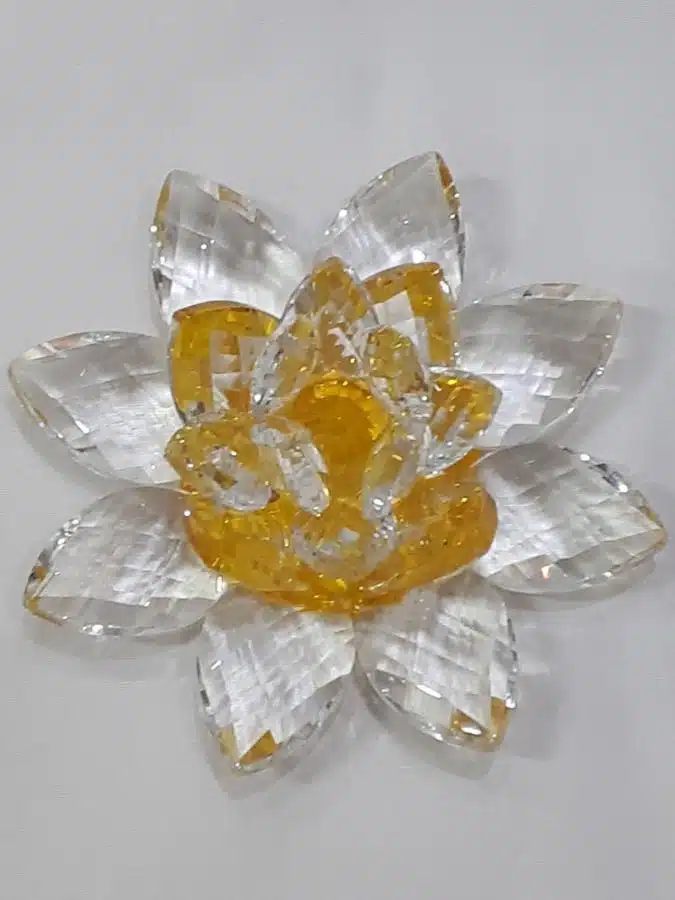 Krištálový brúsený lotosový kvet žltý 11 cm