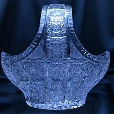 Krištálový brúsený dekoratívny košík 20 cm
