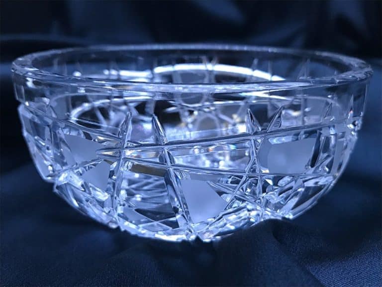 Vágott kristálytál 12 cm