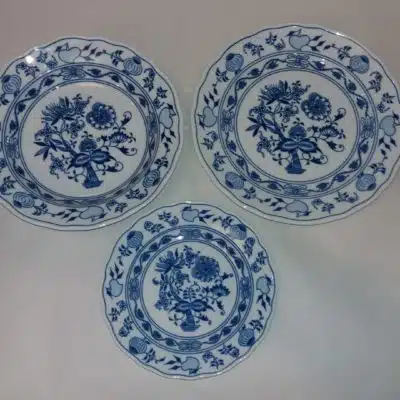 Cibulák – Tanierová súprava 18-dielna – originál cibuľový porcelán 1. akosť