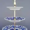 Cibulák – Etažér 3-dielny tanierový 15 + 19 + 24 cm – originál cibuľový porcelán 1. akosť