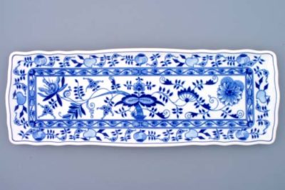 Cibulák – Podnos 4-hranný 45×16 cm – originál cibuľový porcelán I. akosť