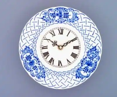 Hagymamintás porcelán - Dombornyomott óra 18 cm - eredeti Hagymamintás porcelán 1. minőség