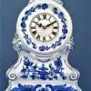 Cibulák – Krbové hodiny s ružami 28 cm – originálny cibuľový porcelán 1. akosť