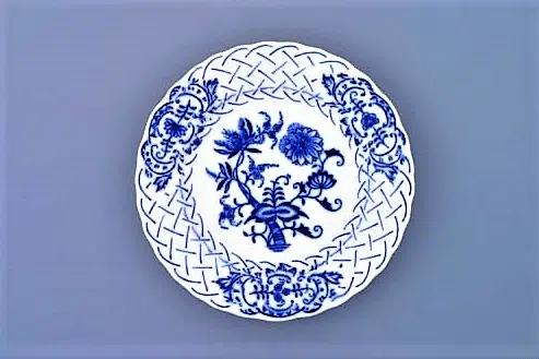 Hagymamintás porcelán - Dombornyomott tányér 15 cm - eredeti Hagymamintás porcelán 1. minőség