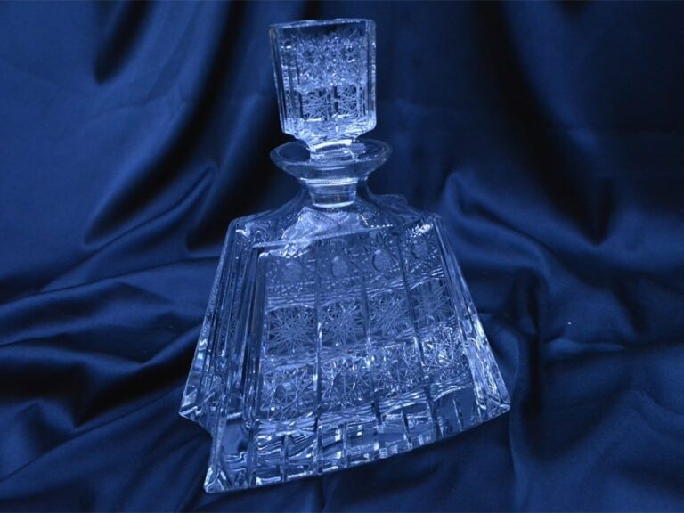 Crystal cut whiskys üveg 700 ml