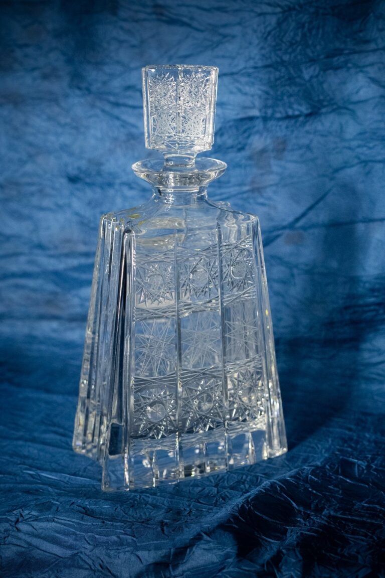 Crystal cut whiskys üveg 700 ml
