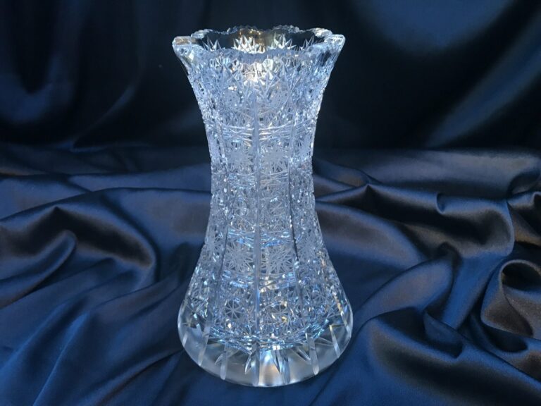 Vágott kristályváza 21 cm